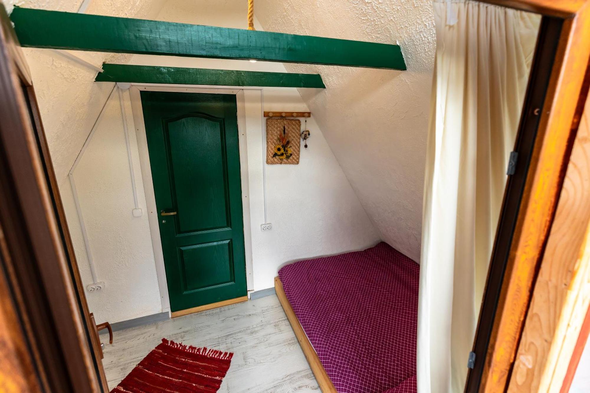 Catunu' Lui Emil Villa Carbunesti Eksteriør bilde